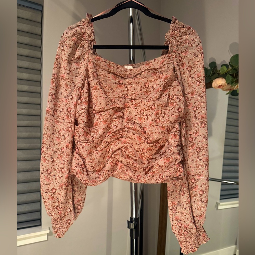 NWOT Bohme floral ruched blouse - girly & gorgeous - size XL